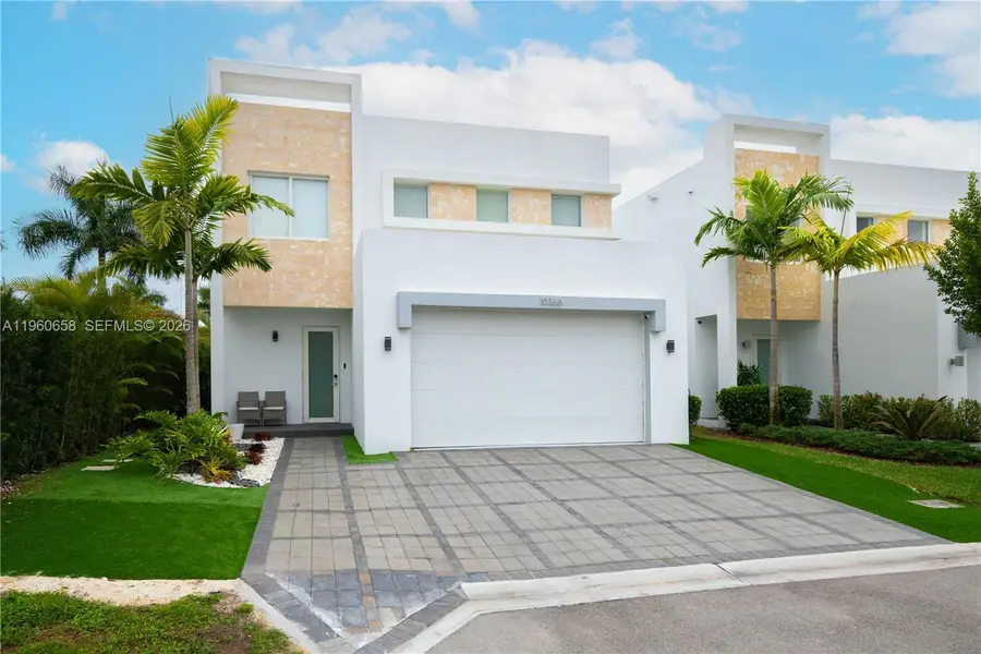 10366 NW 68th Ter, Doral, FL 33178 - Image #2