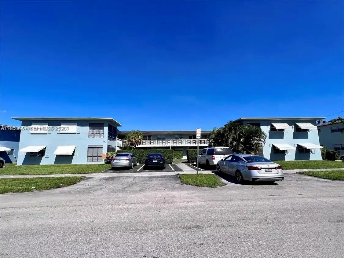 3711 Van Buren St #1, Hollywood, FL 33021 - Image #1