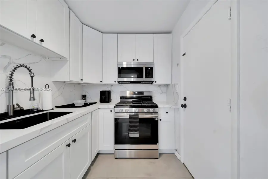 6900 N Kendall Dr #A303, Pinecrest, FL 33156 - Image #3