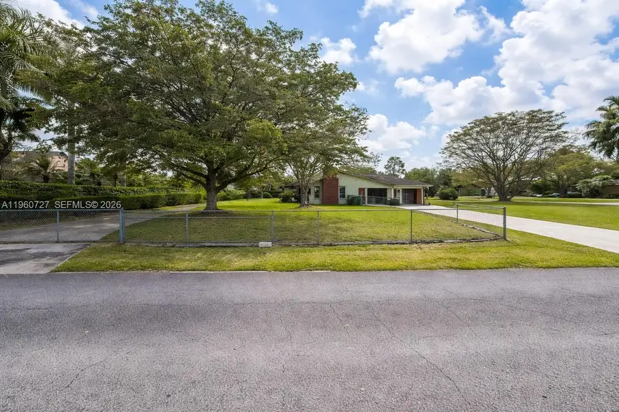 16981 SW 276th St, Homestead, FL 33031 - #2
