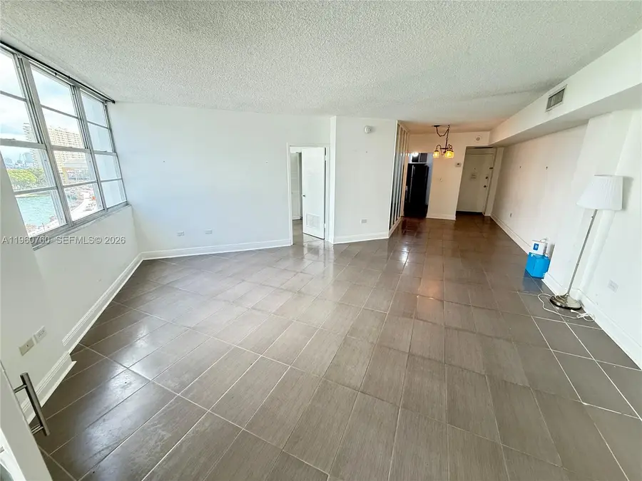 801 Brickell Bay Dr #761, Miami, FL 33131 - #2
