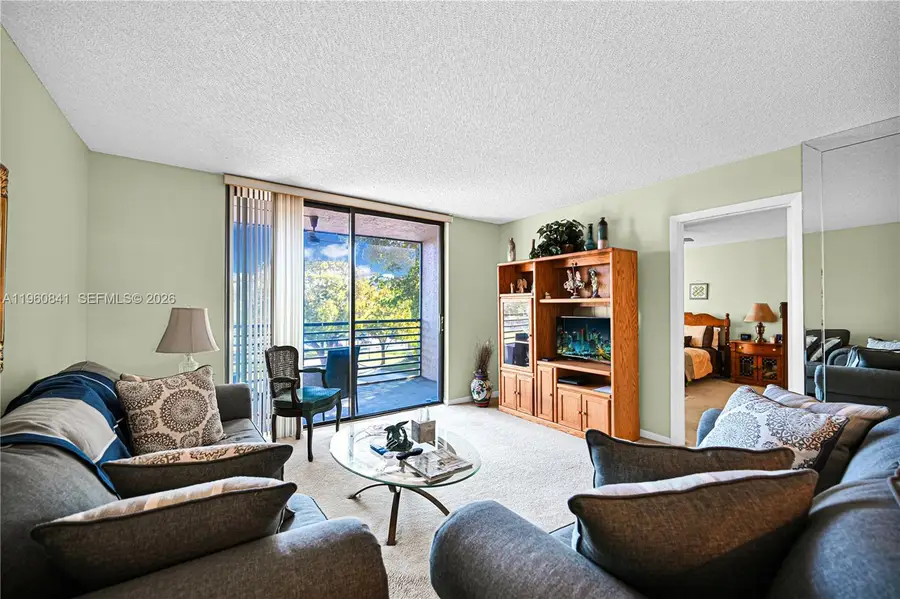 1101 Colony Point Cir #422, Pembroke Pines, FL 33026 - #3