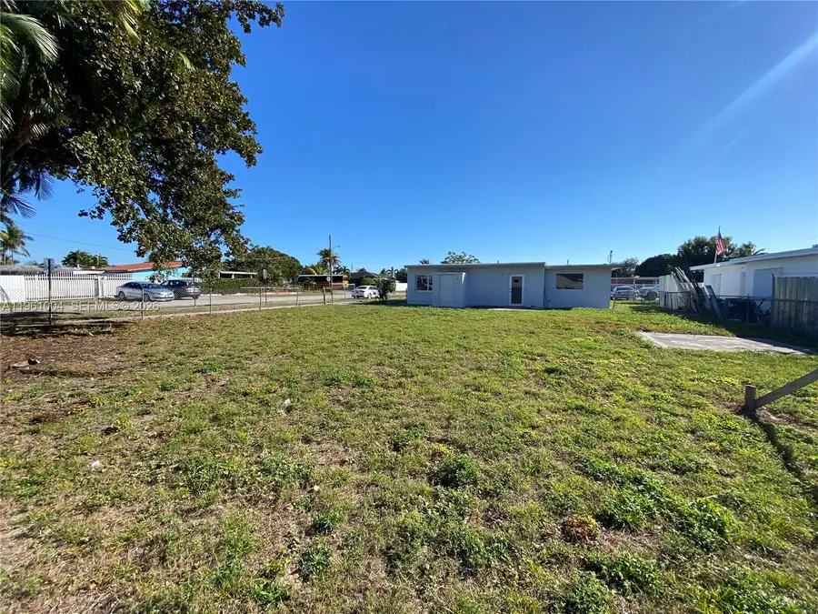 691 E 48th St, Hialeah, FL 33013 - #3