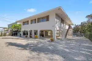 130 Brian Rd, Marathon, FL 33050 - #2