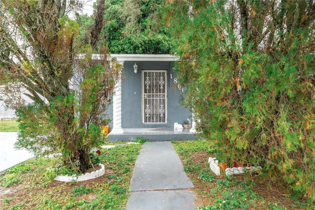 1861 NW 163rd St, Miami Gardens, FL 33054 - #1