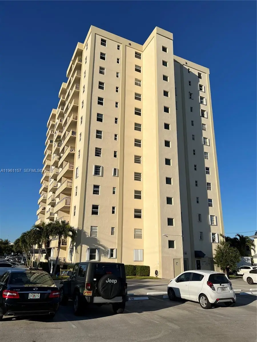 900 NE 18th Ave #306, Fort Lauderdale, FL 33304 - Image #1