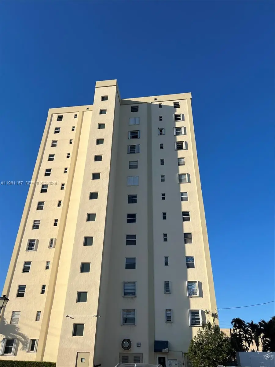 900 NE 18th Ave #306, Fort Lauderdale, FL 33304 - Image #2