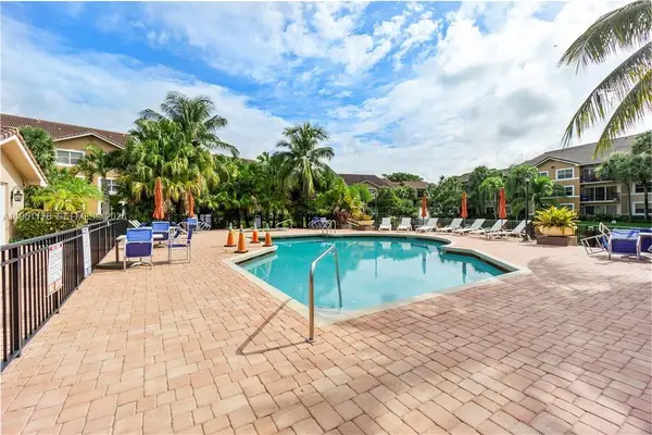 9055 Wiles Rd #103, Coral Springs, FL 33067