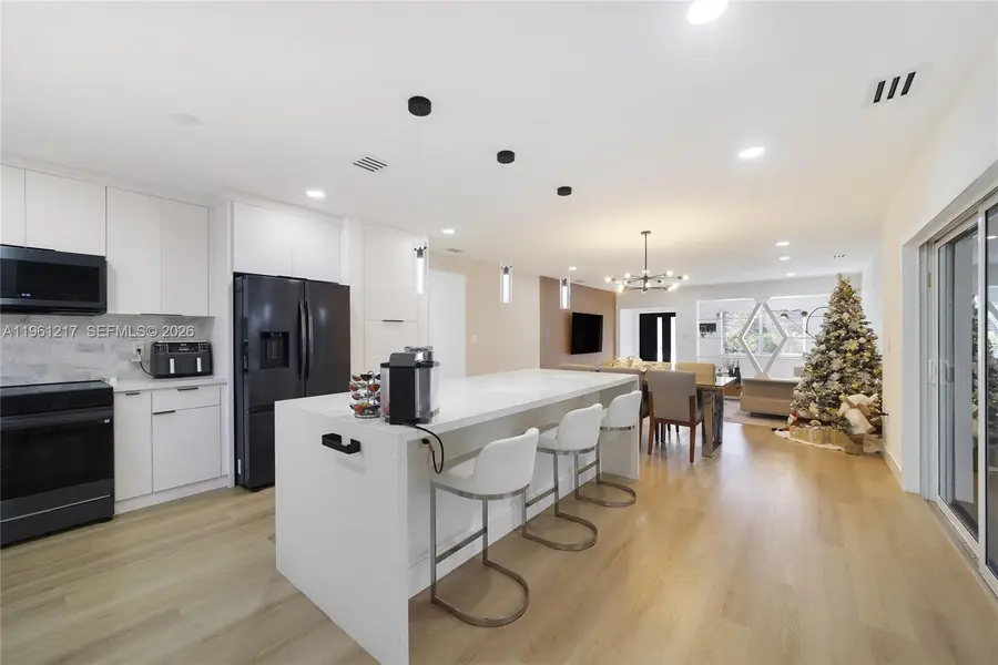 45 NE 124th Ter, North Miami, FL 33161 - #2