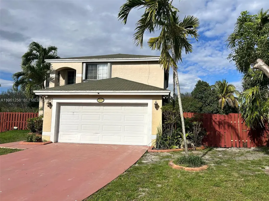 8801 SW 9th Ct, Pembroke Pines, FL 33025 - #3