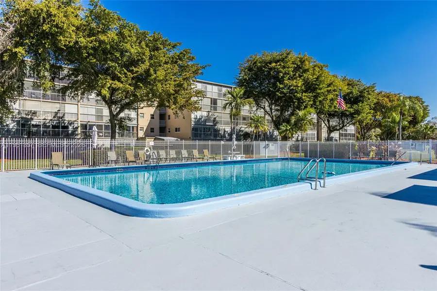 5100 Washington St #312, Hollywood, FL 33021 - Image #2