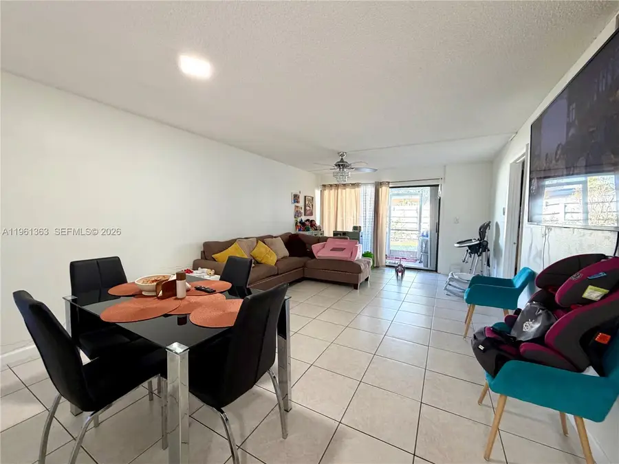 3777 NW 78th Ave #14D, Davie, FL 33024 - Image #2