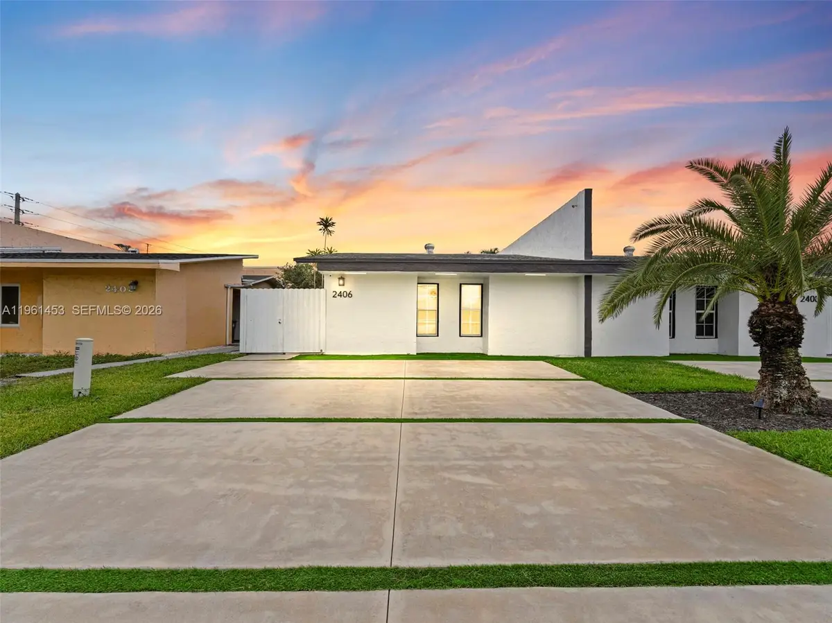 2406 SW 54th St, Dania Beach, FL 33312 - #1