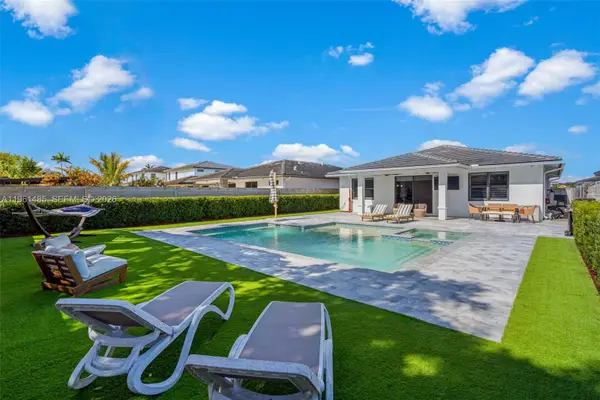 2872 SE 3rd St, Homestead, FL 33033