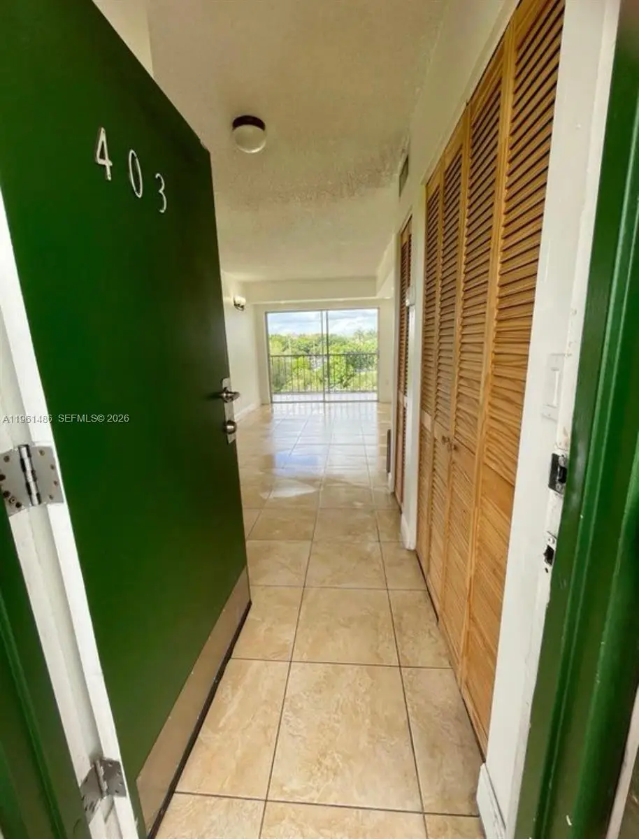 9405 W Flagler St #D403, Miami, FL 33174 - Image #1