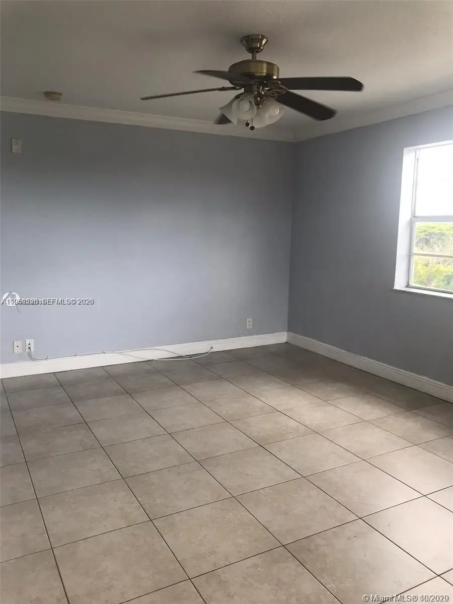 110 SE 2nd St #312, Hallandale Beach, FL 33009 - Image #3