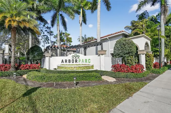 4206 Napoli Lake Dr, Riviera Beach, FL 33410