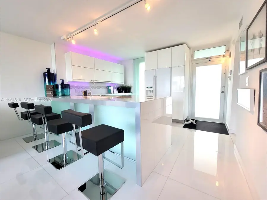 1670 Lincoln Ct #3B, Miami Beach, FL 33139 - Image #3