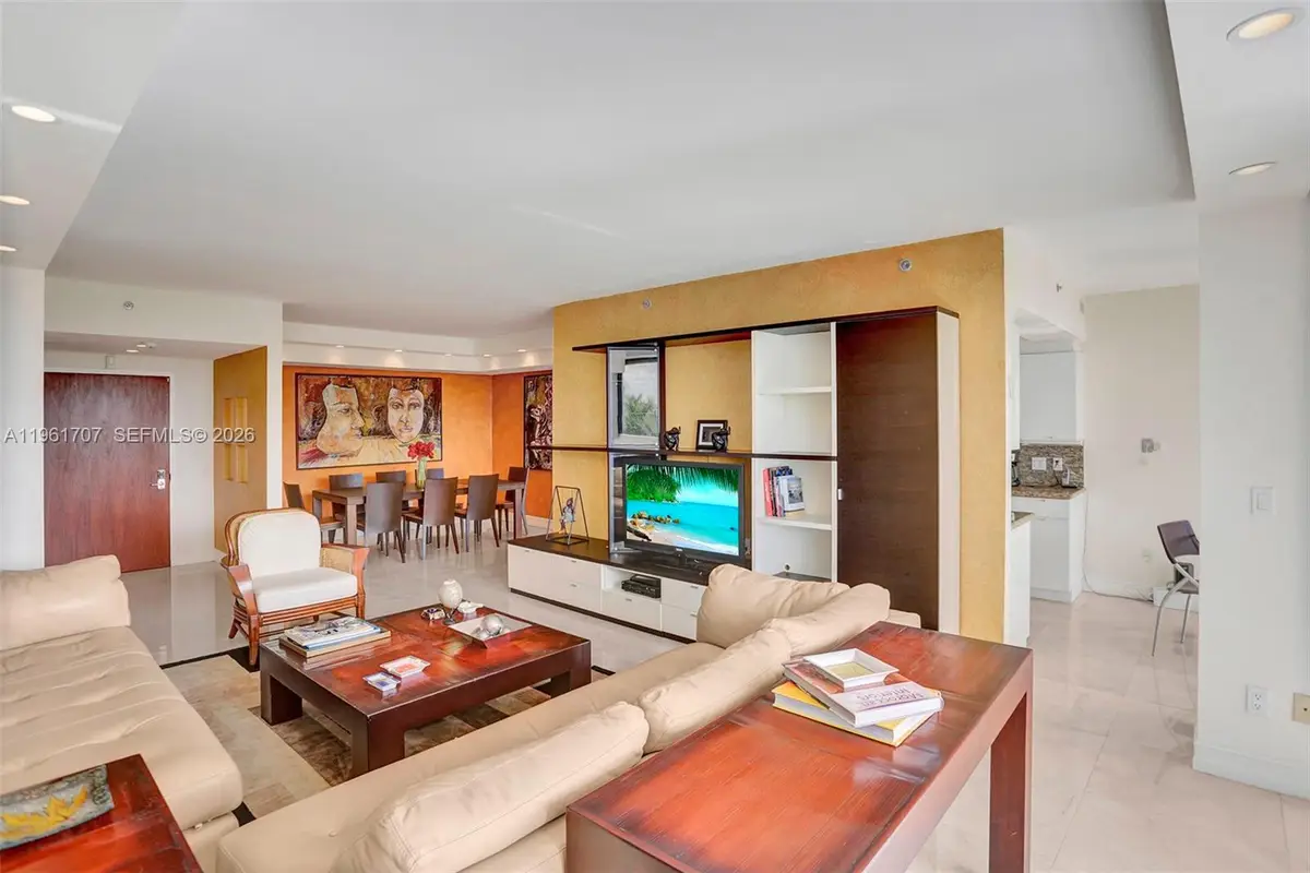 2000 Island Blvd #503, Aventura, FL 33160 - Image #1