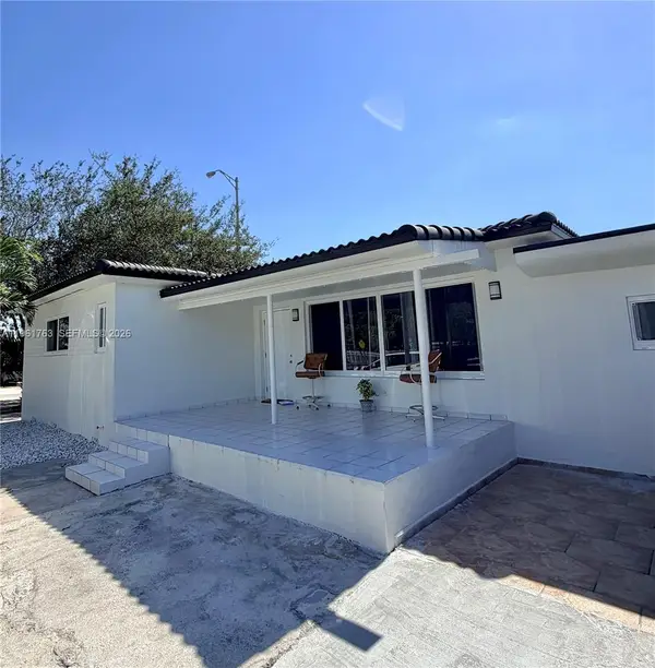 598 E 41st St, Hialeah, FL 33013