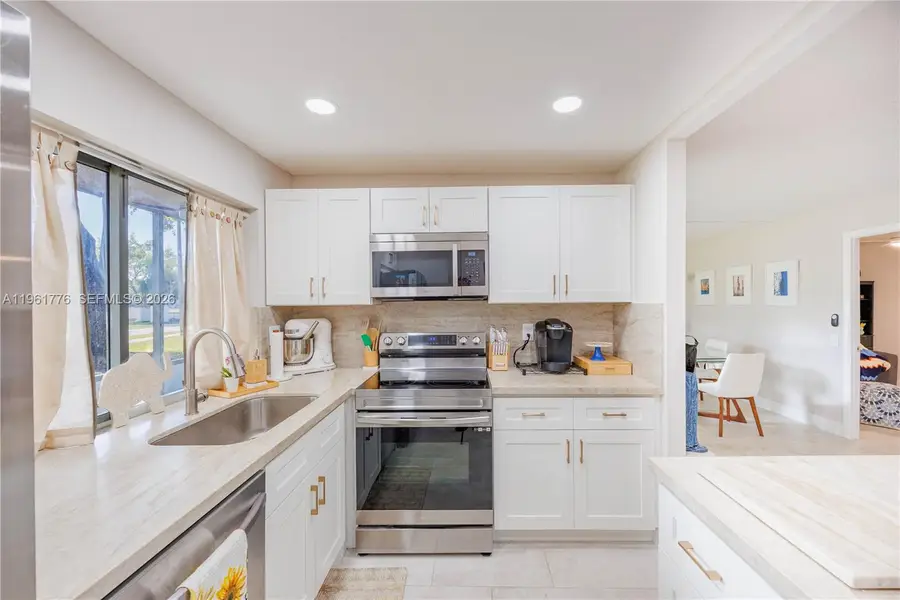 9100 Lime Bay Blvd #111, Tamarac, FL 33321 - Image #2