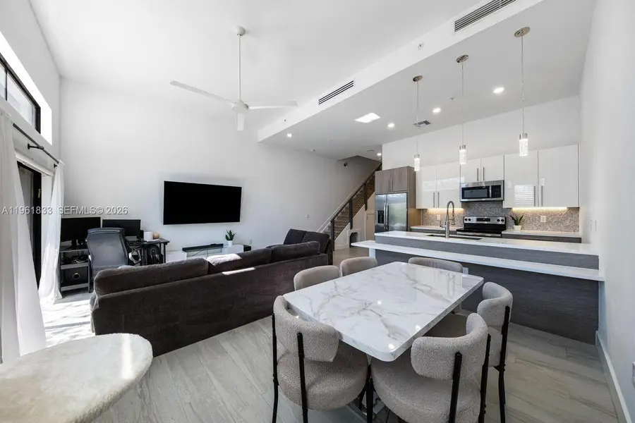 4480 NW 8th Pl, Plantation, FL 33317 - Image #2