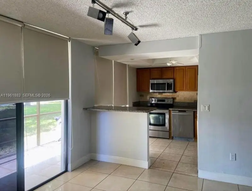 665 NE 195th St #119, Miami, FL 33179 - Image #3