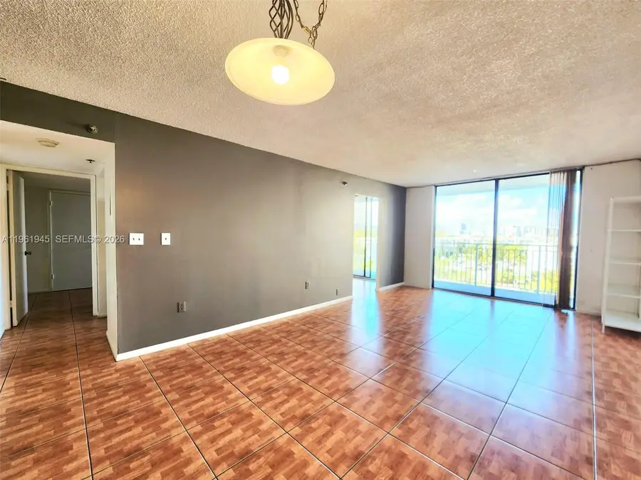 210 174th St #714, Sunny Isles Beach, FL 33160 - #2