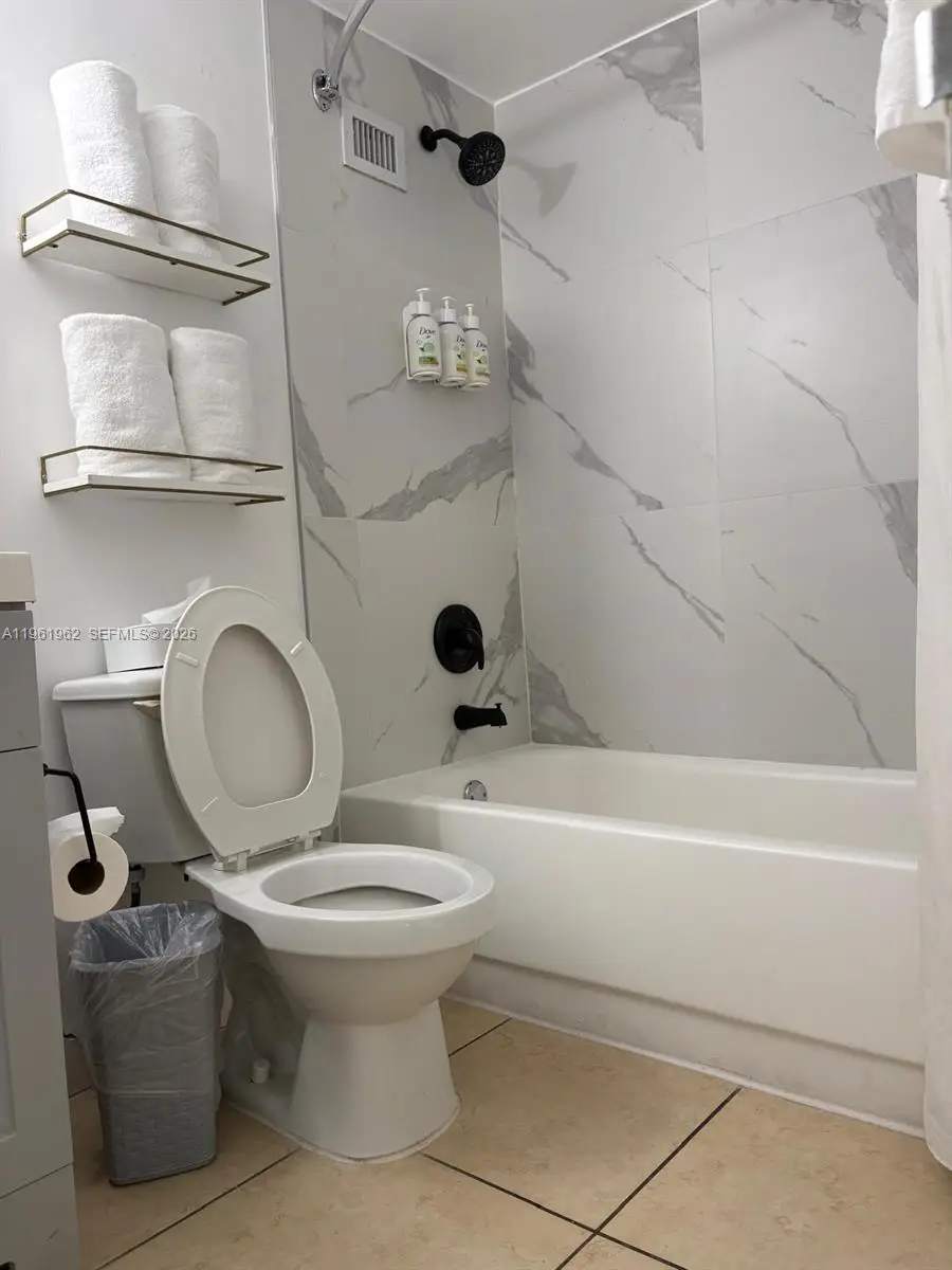 19201 Collins Ave #820, Sunny Isles Beach, FL 33160 - #2