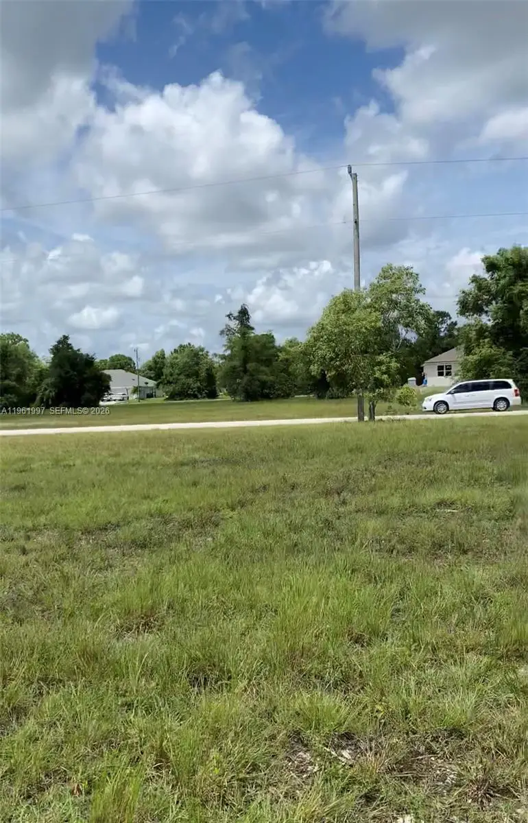 2336 NW 35th Pl, Cape Coral, FL 33993 - #3