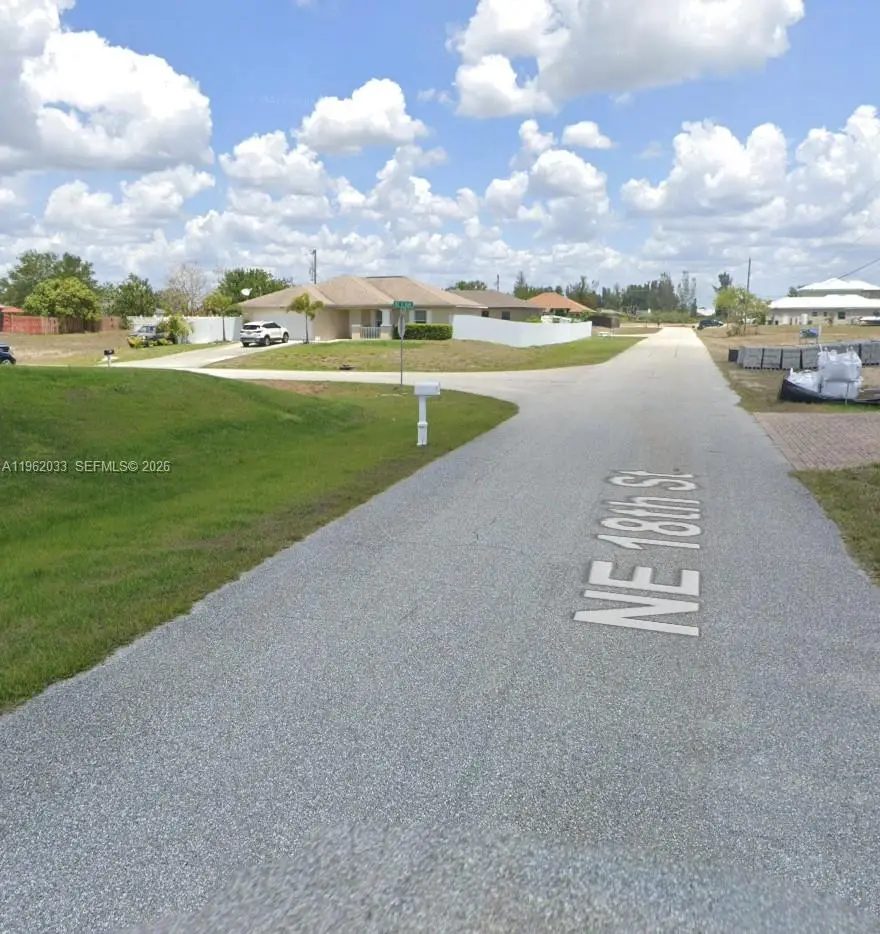 124 NE 18th St, Cape Coral, FL 33909 - #2