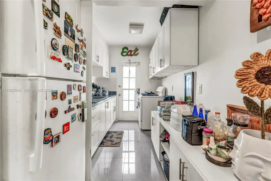8550 Byron Ave #2H, Miami Beach, FL 33141 - Image #3