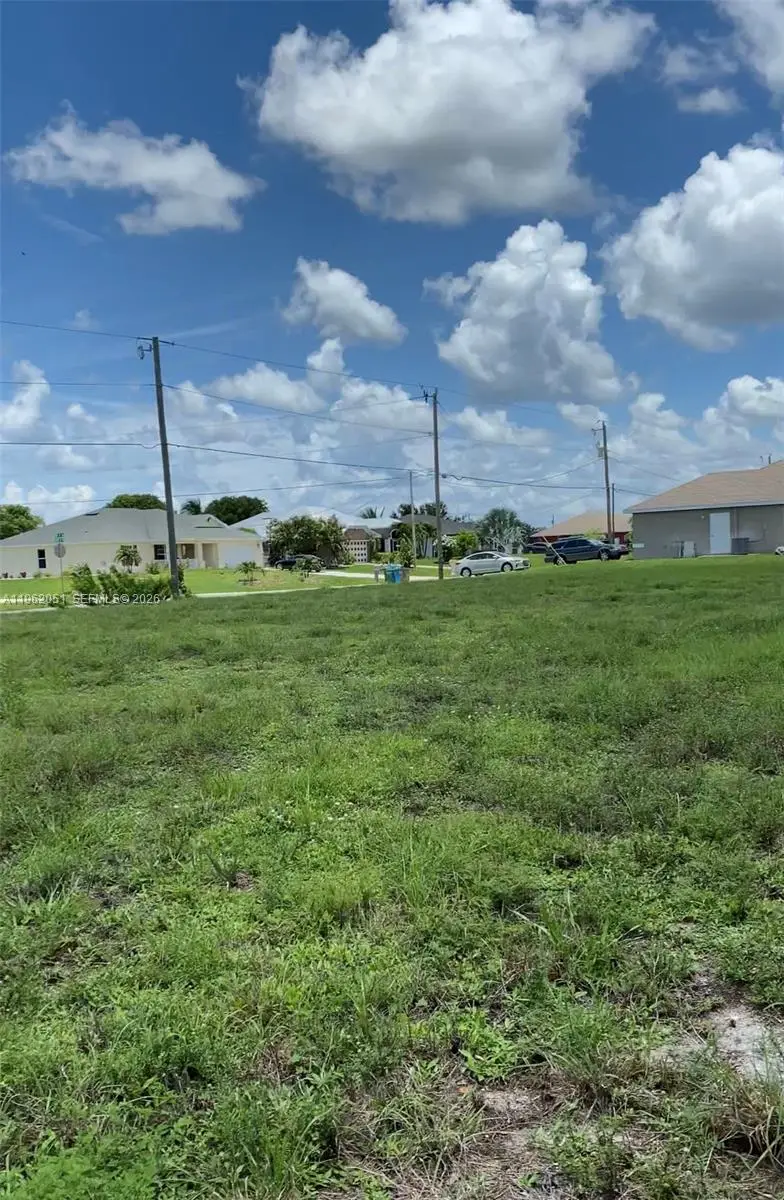 2 NW 13th Pl, Cape Coral, FL 33993 - #2