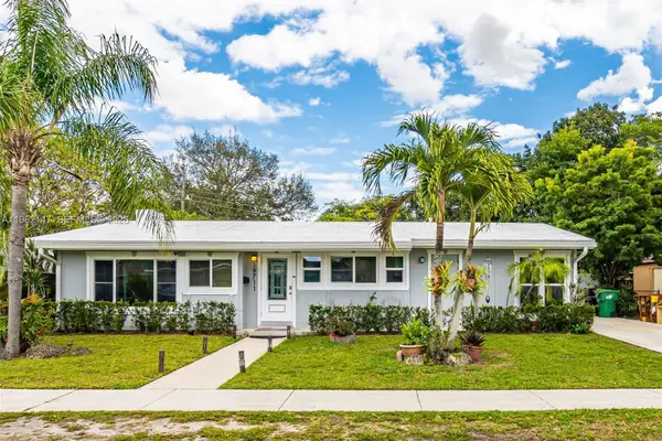 19711 NW 4th Ave, Miami Gardens, FL 33169