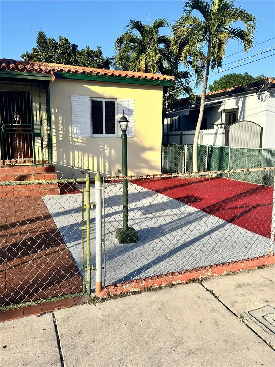 3445 NW 2nd St, Miami, FL 33125 - #2