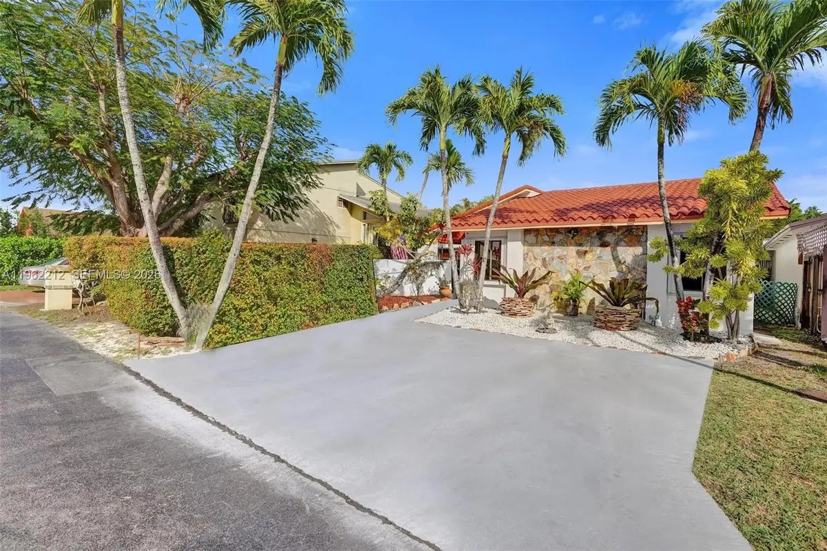 3515 SW 113th Ct, Miami, FL 33165 - #1