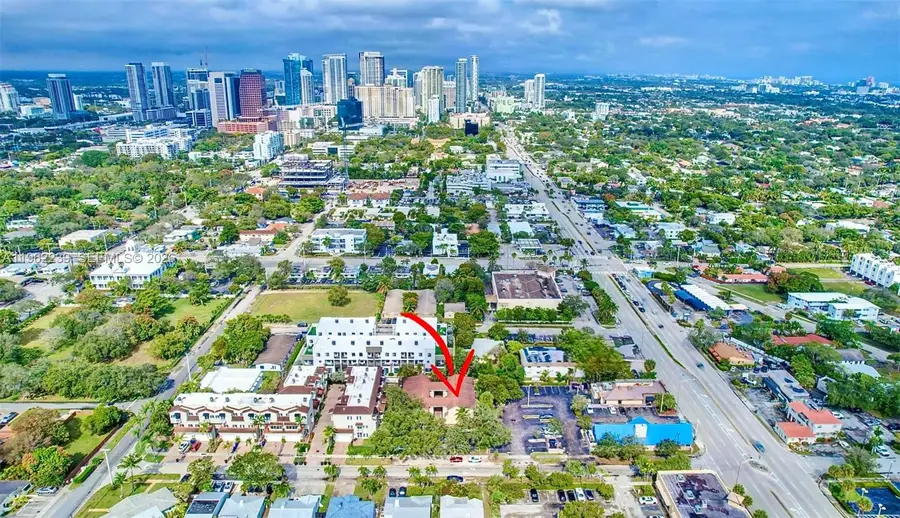 499 SE 13th St #7E, Fort Lauderdale, FL 33316 - #2