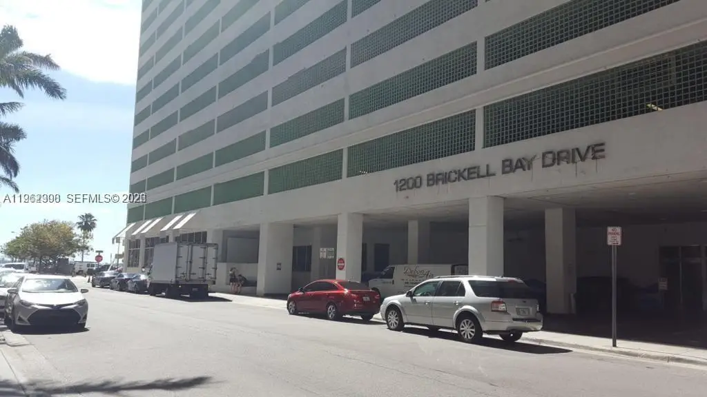 1200 Brickell Bay Dr #2506, Miami, FL 33131 - #1
