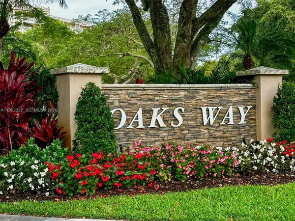 3510 Oaks Way #408, Pompano Beach, FL 33069