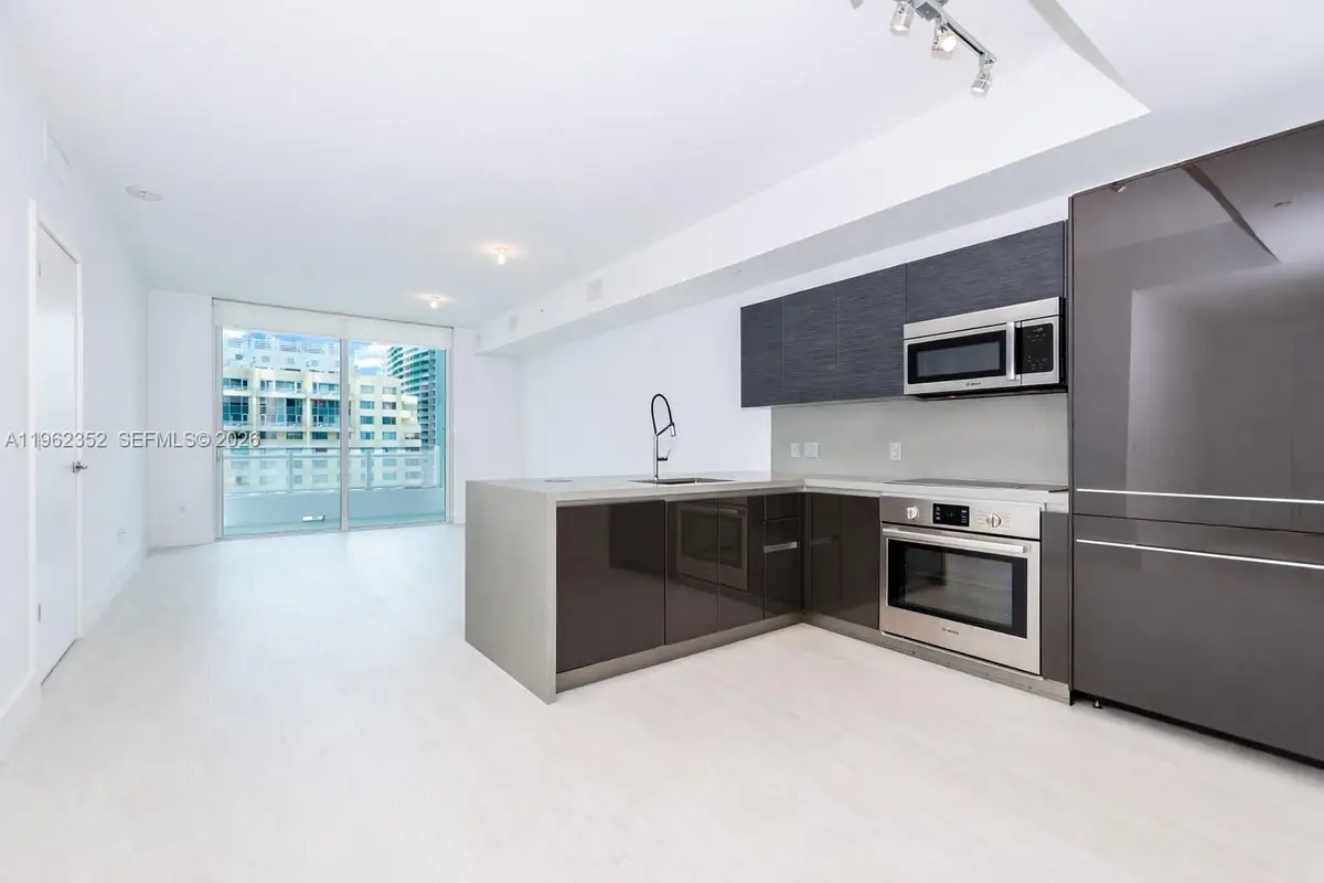 1080 Brickell Ave #1706, Miami, FL 33131 - #1