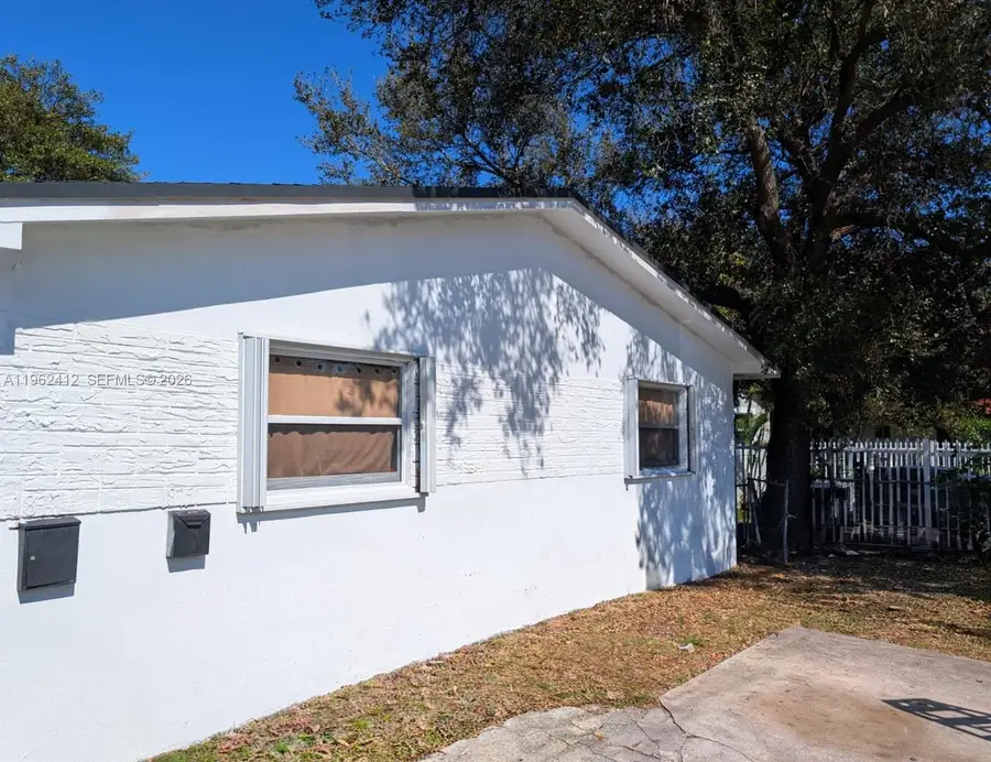 1875 NW 43rd St, Miami, FL 33142 - #3