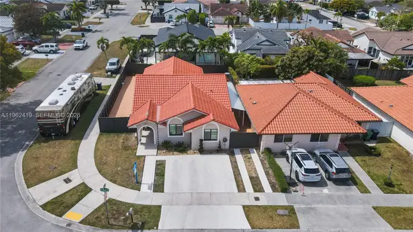 800 NW 133rd Ave, Miami, FL 33182