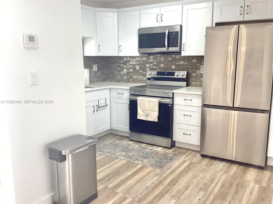 9423 S Hollybrook Lake Dr #106, Pembroke Pines, FL 33025 - #2