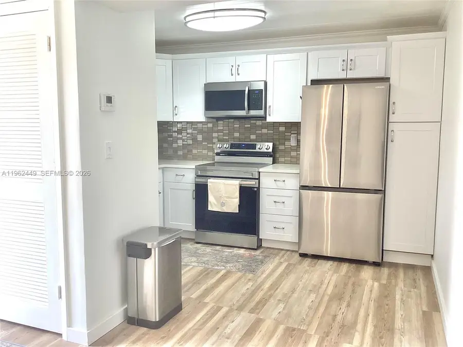 9423 S Hollybrook Lake Dr #106, Pembroke Pines, FL 33025 - #3