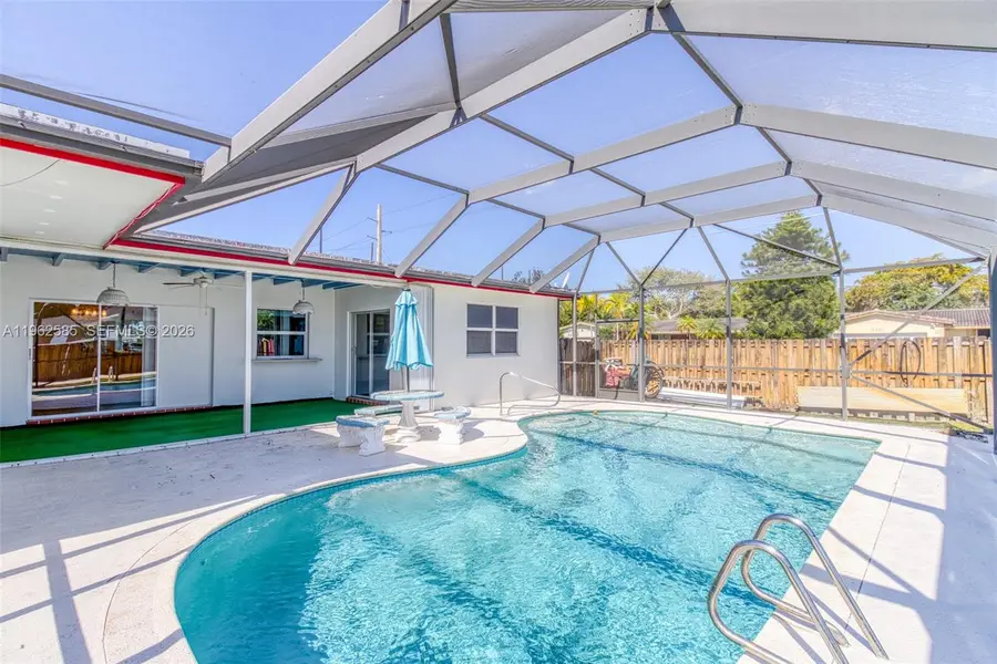 2225 N 39th Ave, Hollywood, FL 33021 - Image #2