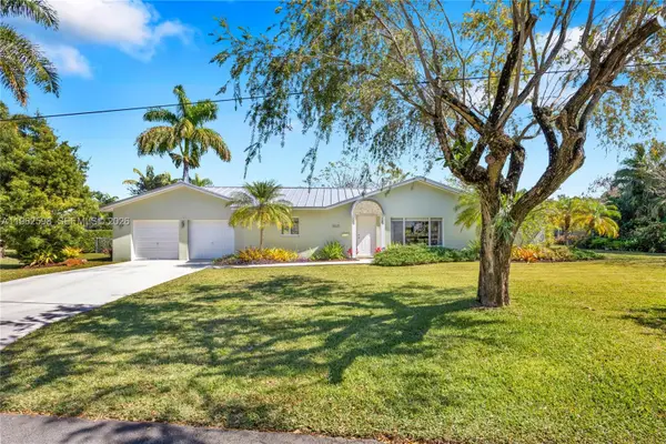 11625 SW 70th Ave, Pinecrest, FL 33156