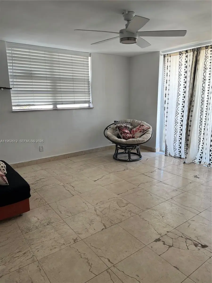 915 Jefferson Ave #4F, Miami Beach, FL 33139 - Image #3