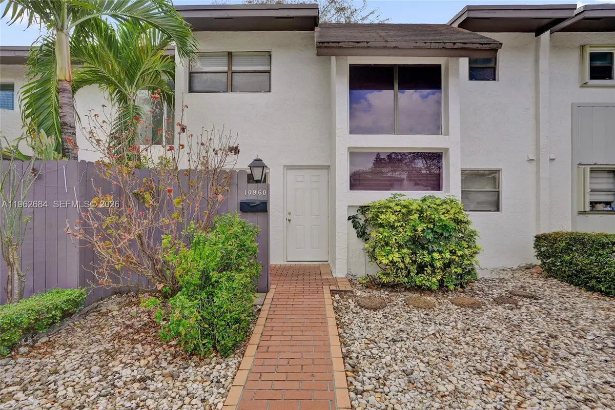 10960 SW 70th Ter, Miami, FL 33173 - #1