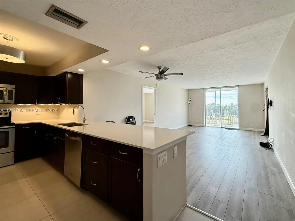 5301 NW 2nd Ave #PH-A, Boca Raton, FL 33487 - Image #1