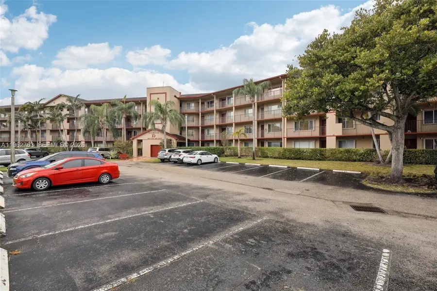 850 SW 138th Ave #208D, Pembroke Pines, FL 33027 - #3